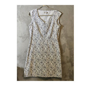 The Territory Ahead White Blue Floral Sheath Dress Size 10 Sleeveless V-Neck